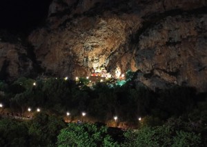 Αγρυπνία και Ακολουθία του Ακαθίστου Ύμνου στην Ιερά Μονή Αγίας Ελεούσης Κλεισούρας Μεσολογγίου (Παρ 4/4/2025 21:00)