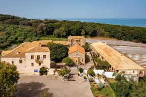 Προσκυνηματική εκδρομή της ενορίας Αγίας Τριάδας Αγρινίου (Δευ 31/3/2025)