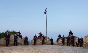 Μουσικό ταξίδι απ’ τους «Τραγουδιστάδες τση Ζάκυνθος» στη Κεντρική Πλατεία Ι.Π. Μεσολογγίου “Η Πατρίδα, η Ελευθερία, ο Άνθρωπος” (Τετ 14/7/2021 21.30)